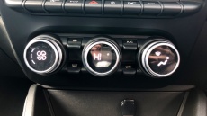 Dacia Duster 1.6 SCe Prestige 5dr Petrol Estate